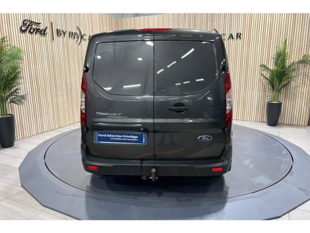 Ford Transit image 7