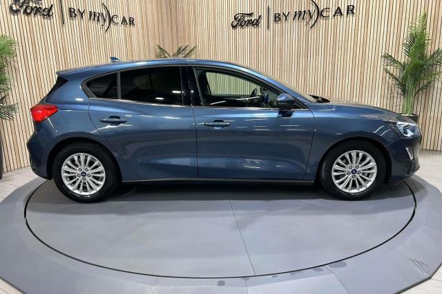 Ford Focus image 2