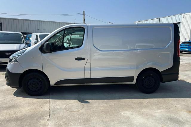 Renault Trafic image 3