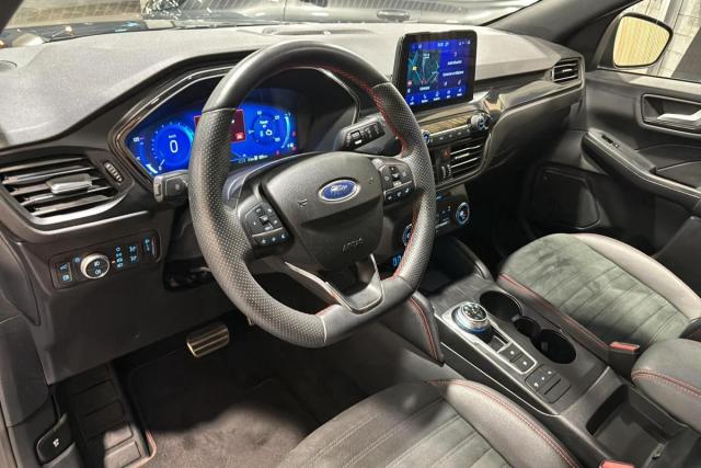 Ford Kuga image 5