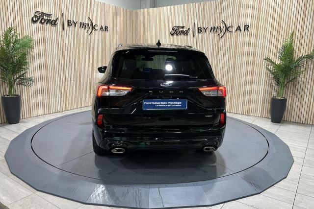 Ford Kuga image 6
