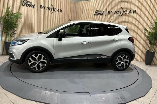 Renault Captur image 2