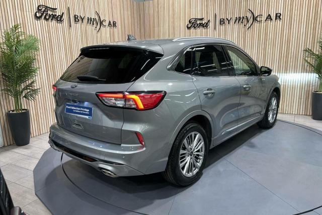 Ford Kuga image 7