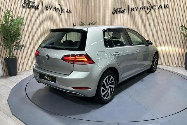 Volkswagen Golf image 5