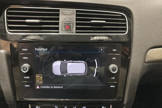 Volkswagen Golf image 1