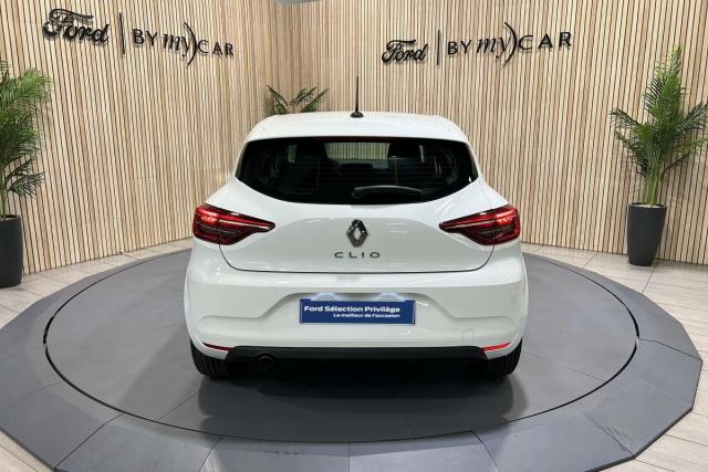 Renault Clio image 8