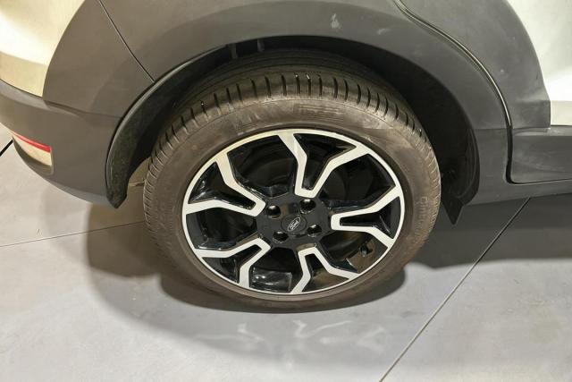 Ford Ecosport image 7