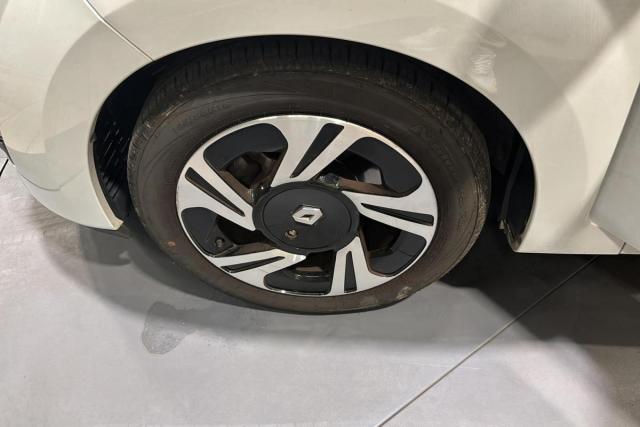 Renault Twingo image 9