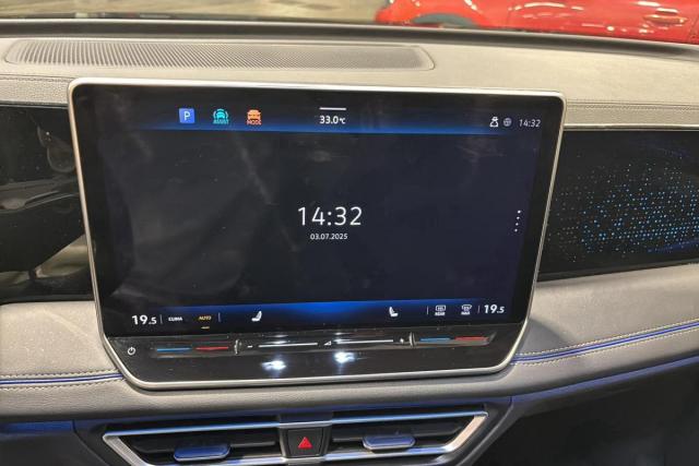 Volkswagen Tiguan image 6