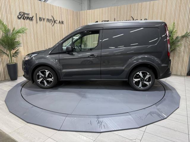 Ford Transit Connect image 1