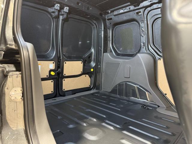 Ford Transit Connect image 5