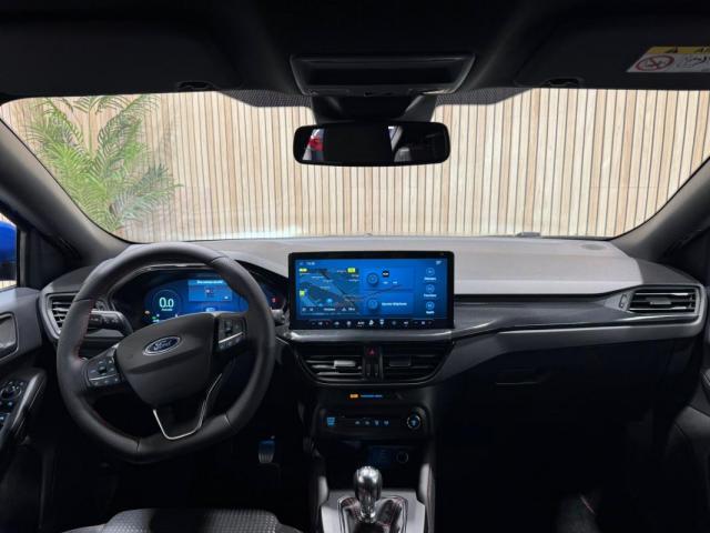 Ford Focus image 9