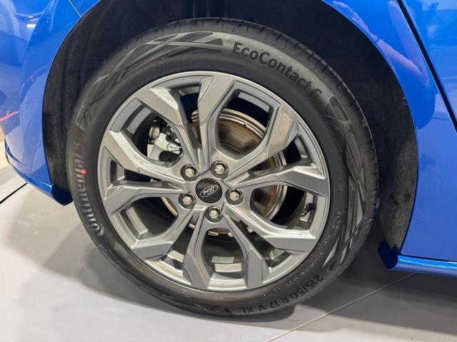 Ford Focus image 1
