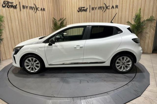 Renault Clio image 9