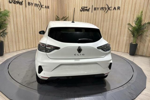 Renault Clio image 1