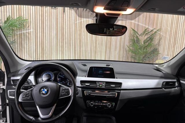 Bmw X1 image 2
