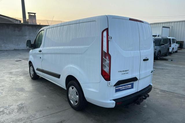 Ford Transit Custom image 5