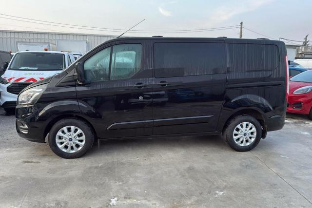 Ford Transit Custom image 7