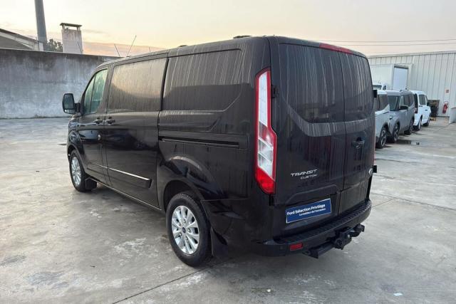 Ford Transit Custom image 3