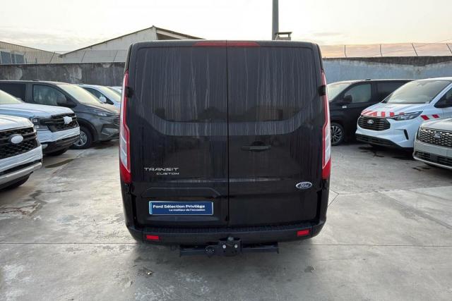 Ford Transit Custom image 5