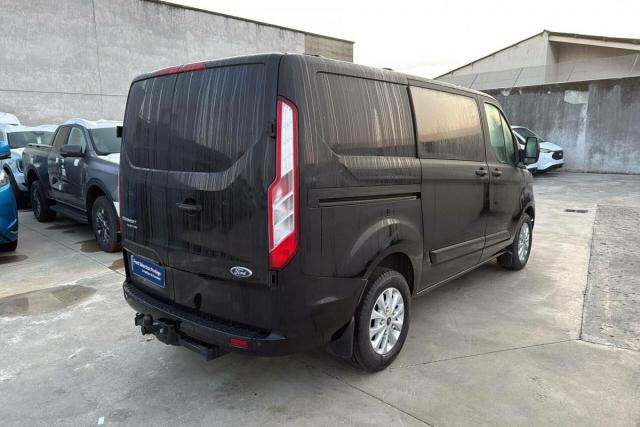 Ford Transit Custom image 8