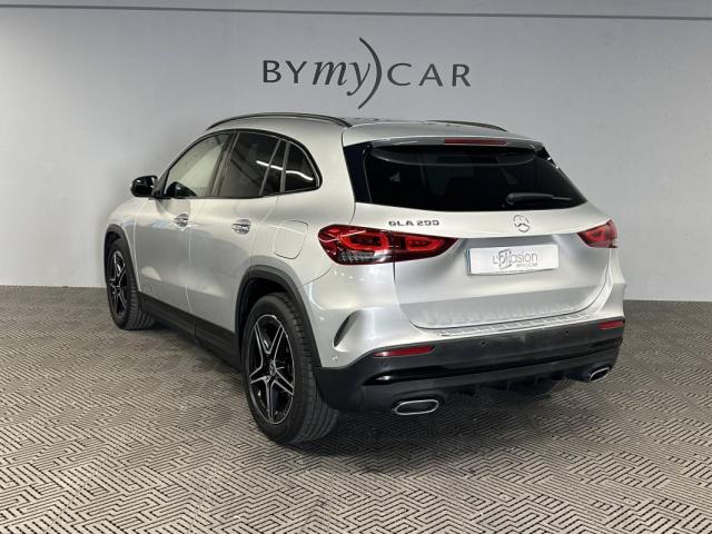 Mercedes Benz Gla image 2