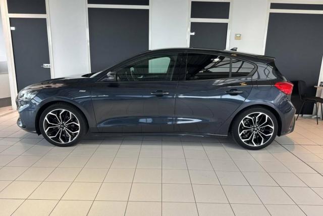 Ford Focus image 3