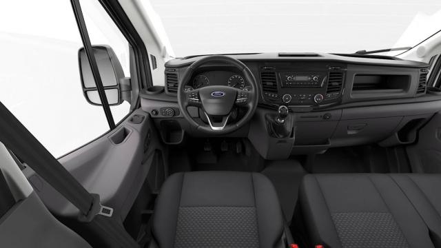 Ford Transit image 3