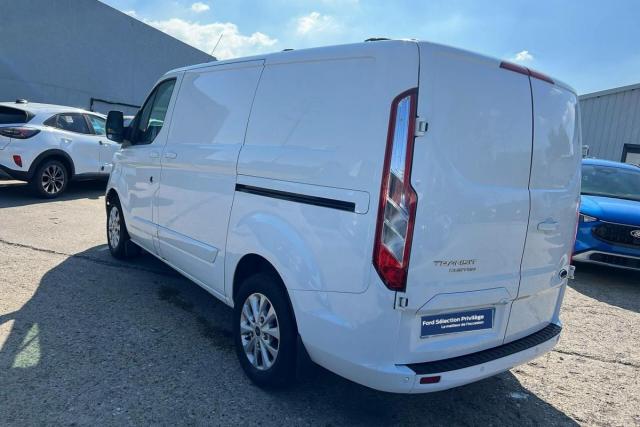 Ford Transit Custom image 3