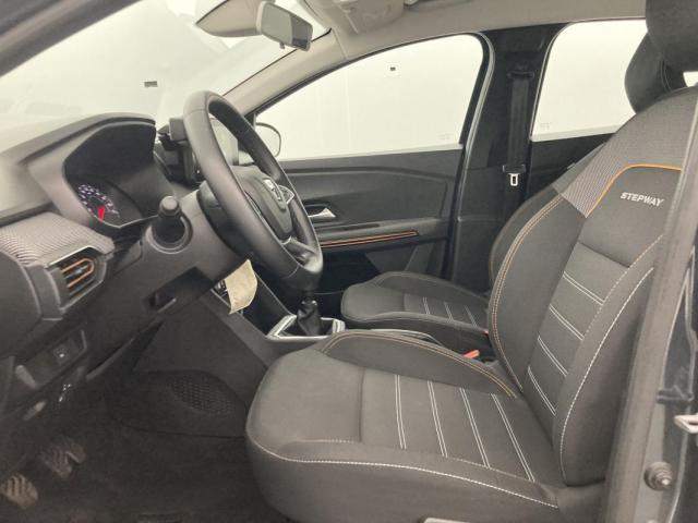 Dacia Sandero image 9