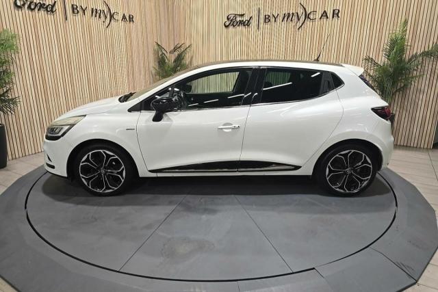 Renault Clio image 7