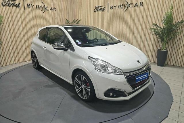 Peugeot 208 image 2
