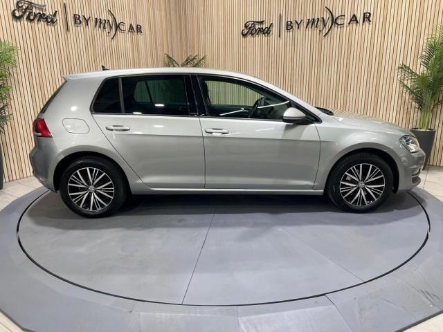 Volkswagen Golf image 7