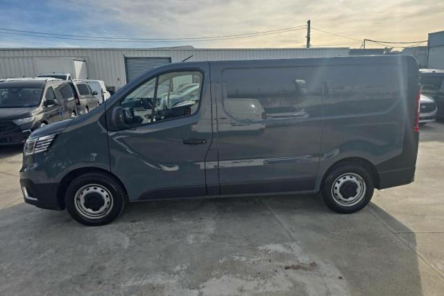 Renault Trafic image 1