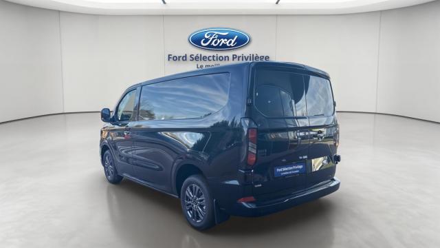 Ford Transit Custom image 3