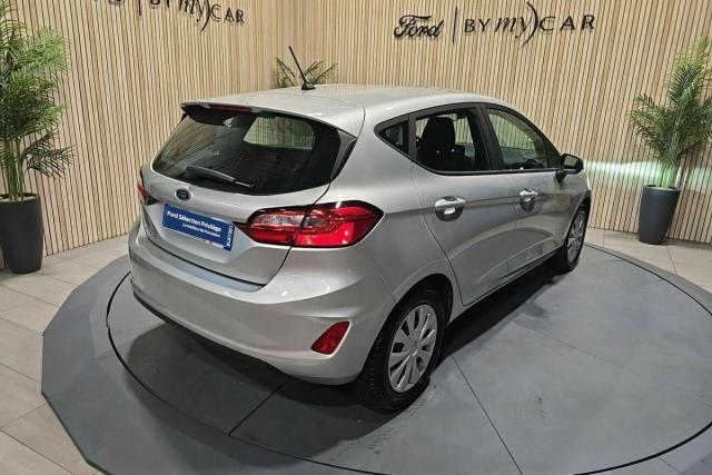 Ford Fiesta image 5