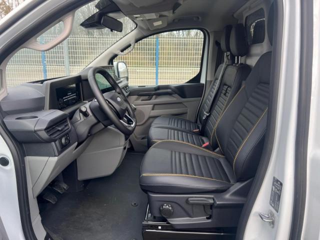 Ford Transit Custom image 6