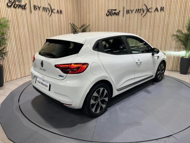 Renault Clio image 1