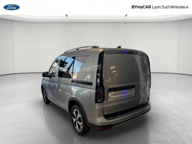Ford Transit Connect image 7