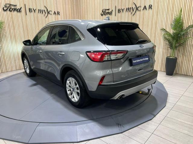 Ford Kuga image 1