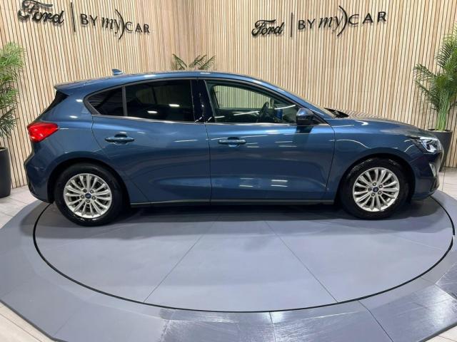 Ford Focus image 8