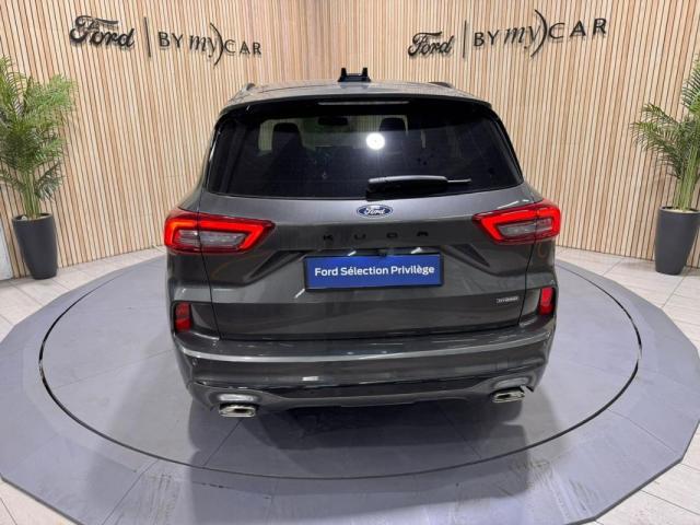 Ford Kuga image 4