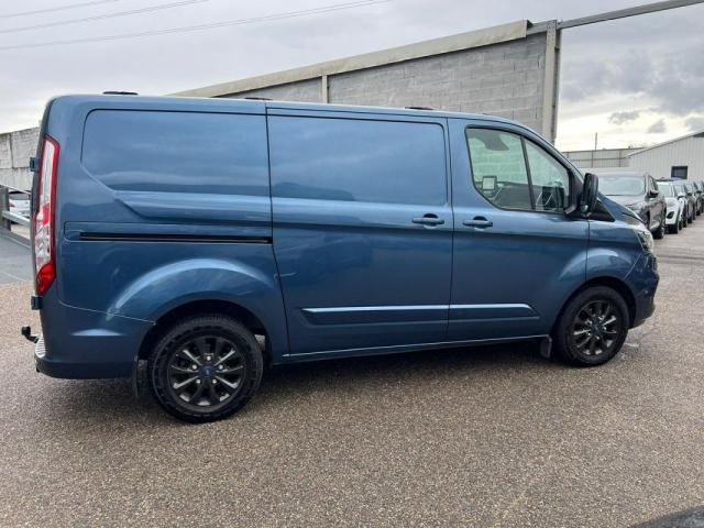 Ford Transit Custom image 1