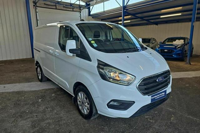 Ford Transit Custom image 6