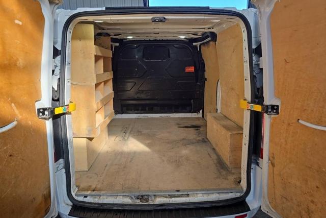 Ford Transit Custom image 5