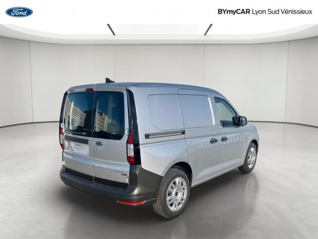 Ford Transit Connect image 3
