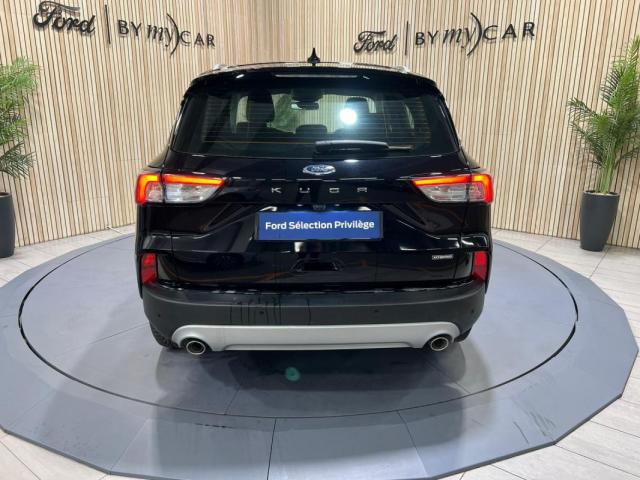Ford Kuga image 2