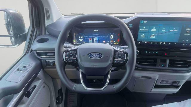 Ford Tourneo image 6