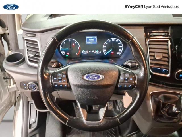 Ford Transit Custom image 3