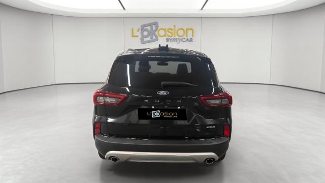 Ford Kuga image 3